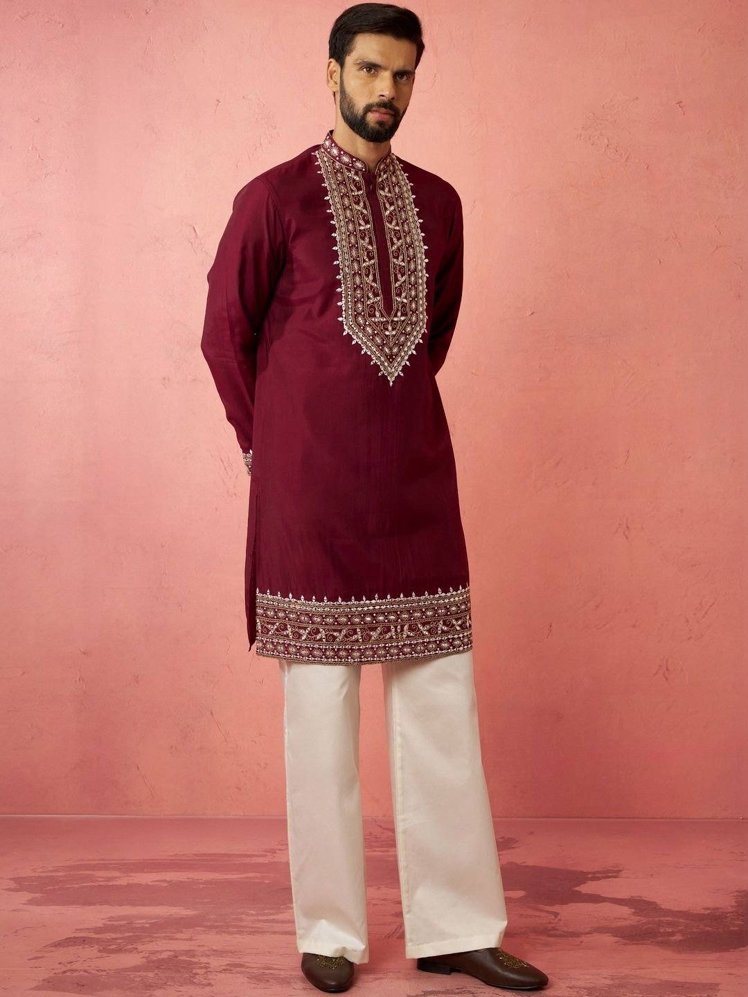 VASTRAMAY Men Ethnic Motifs Embroidered Regular Thread Work Chanderi Cotton Kurta with Trousers - Image 4