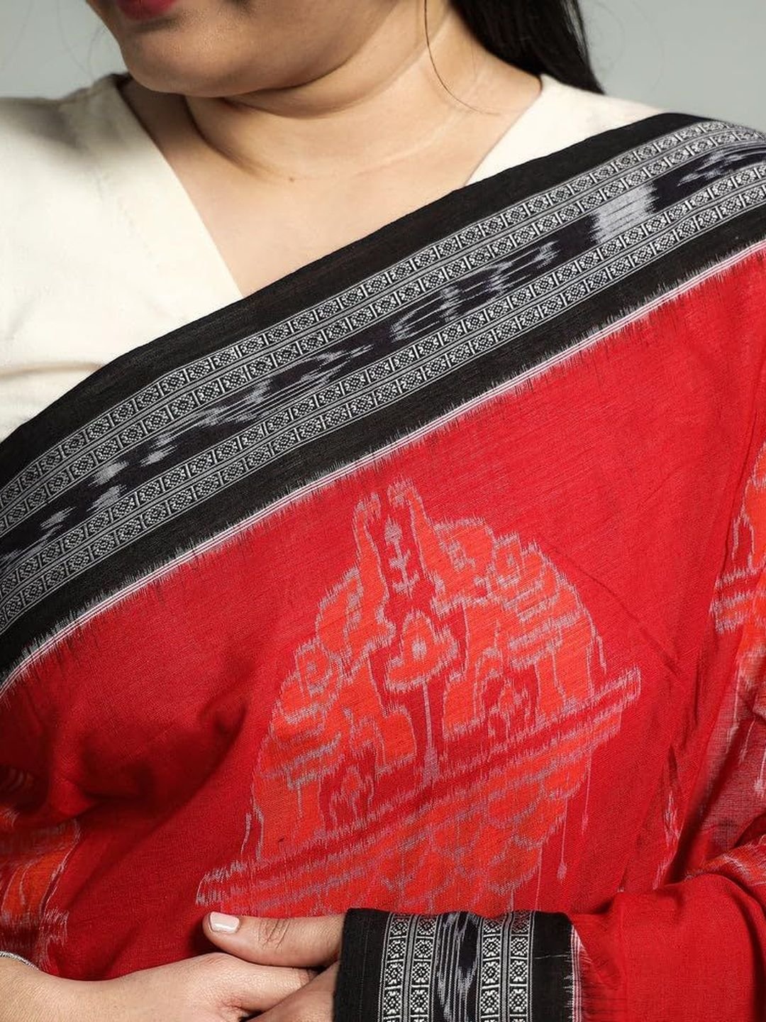 thnic Motifs Woven Design Pure Cotton Sambalpuri Saree - Image 3