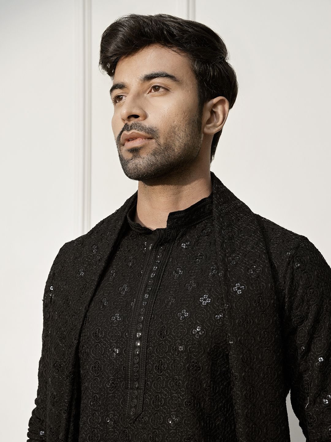 VASTRAMAY Men Floral Embroidered Regular Sequinned Kurta with Pyjamas & Dupatta - Image 2