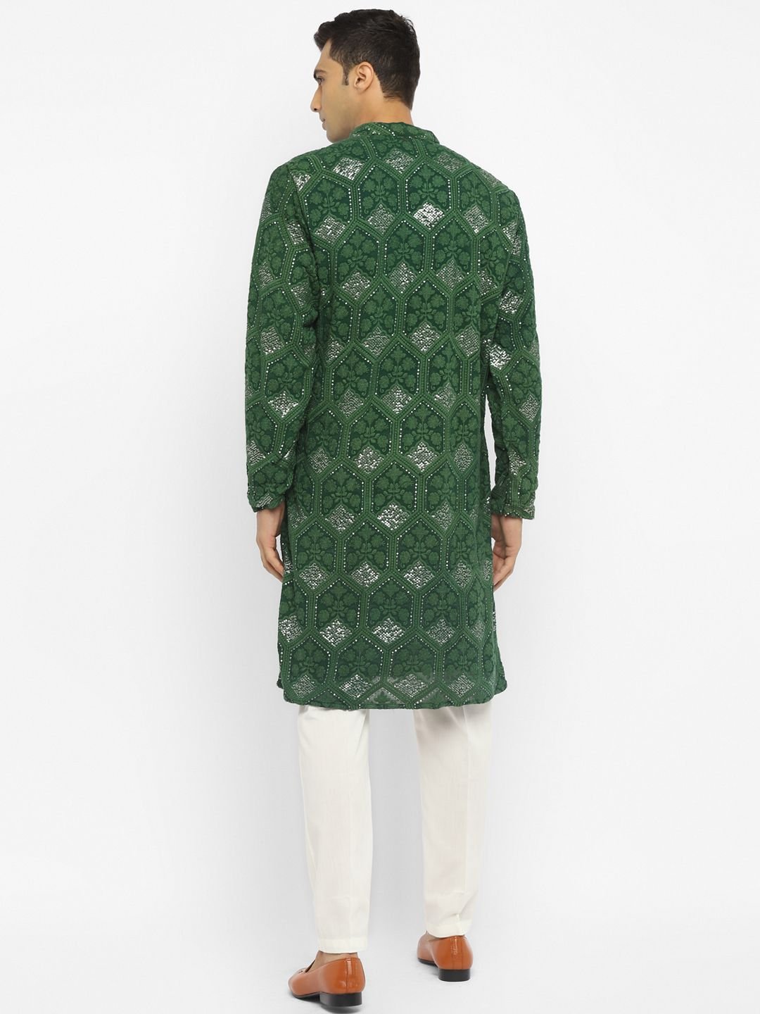 Devyom Devyom Men Embroidered Regular Thread Work Kurta with Pyjamas - Image 4