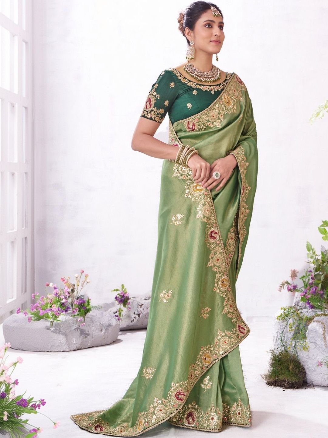 Motifs Embroidered Silk Blend Heavy Work Saree - Image 2