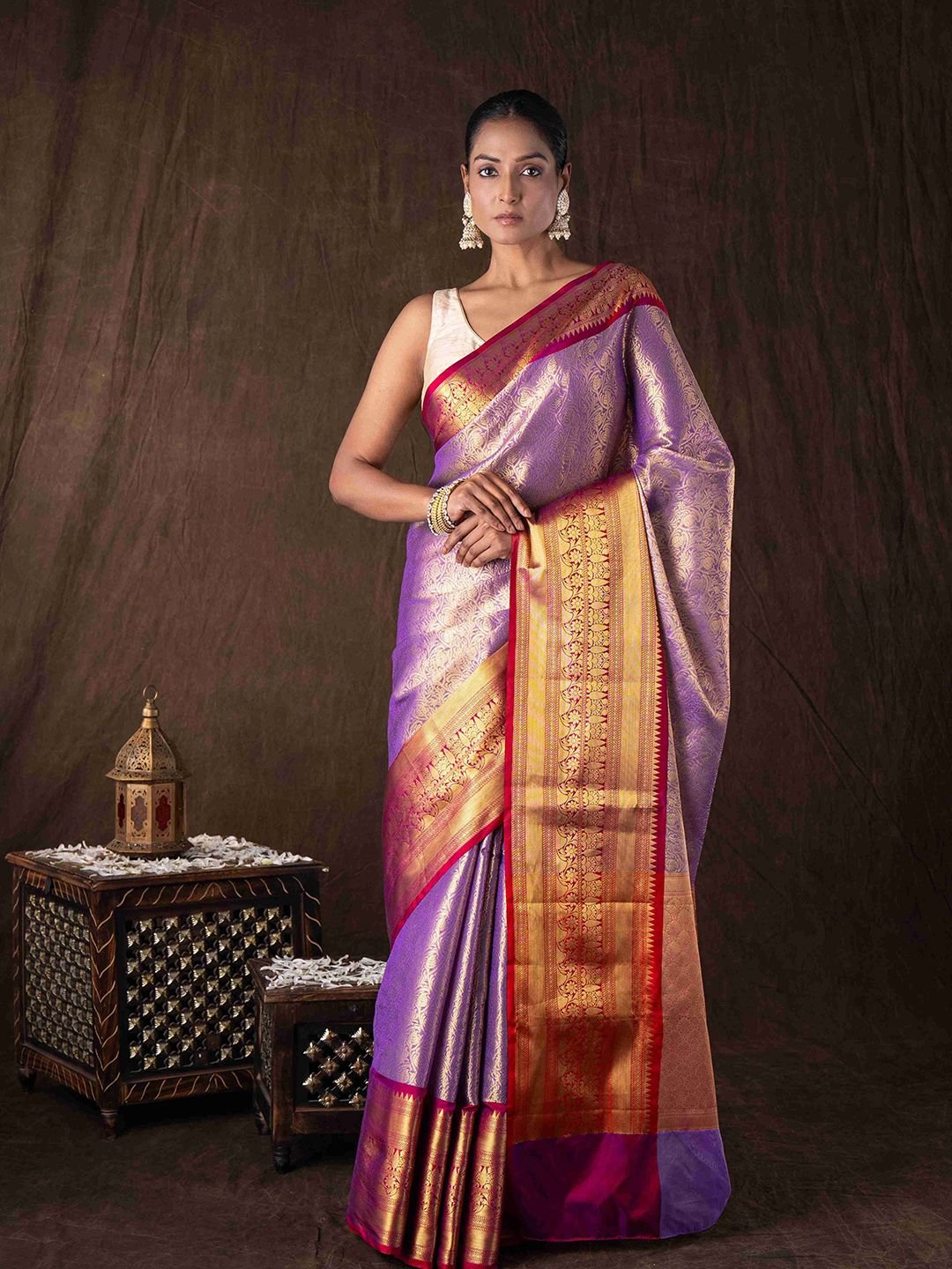 Benaras Ethnic Motifs Zari Tissue Banarasi Saree
