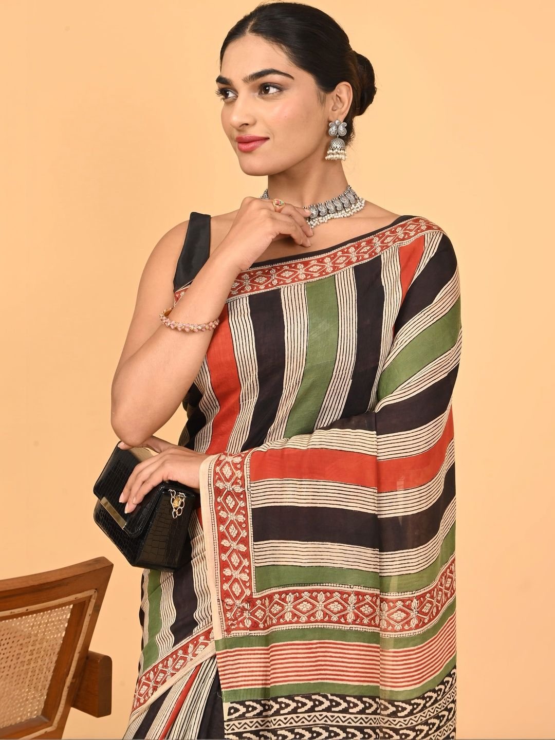 Ushvii Ushvii Ethnic Motifs Saree