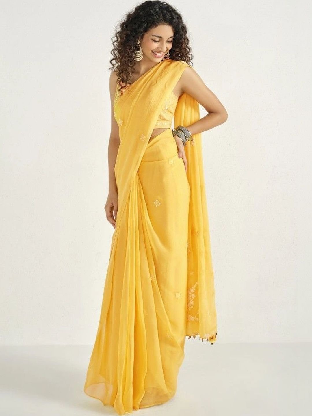 Global Desi Global Desi Floral Saree