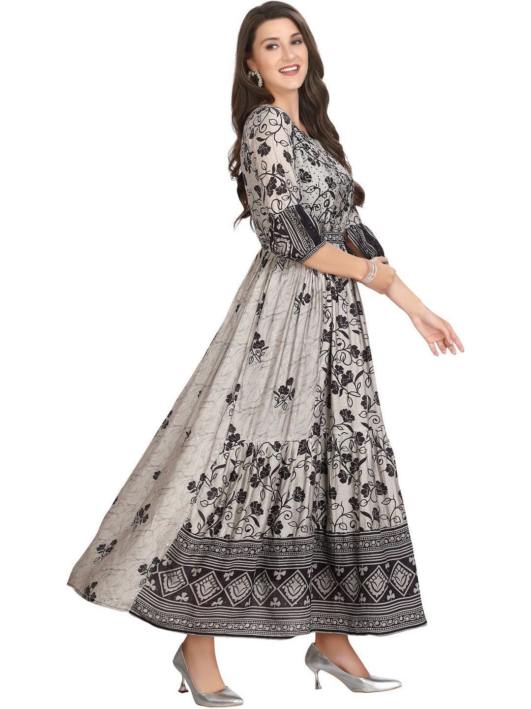 GREAT OUTFITS Women Grey Modal  Kurtis - Image 4
