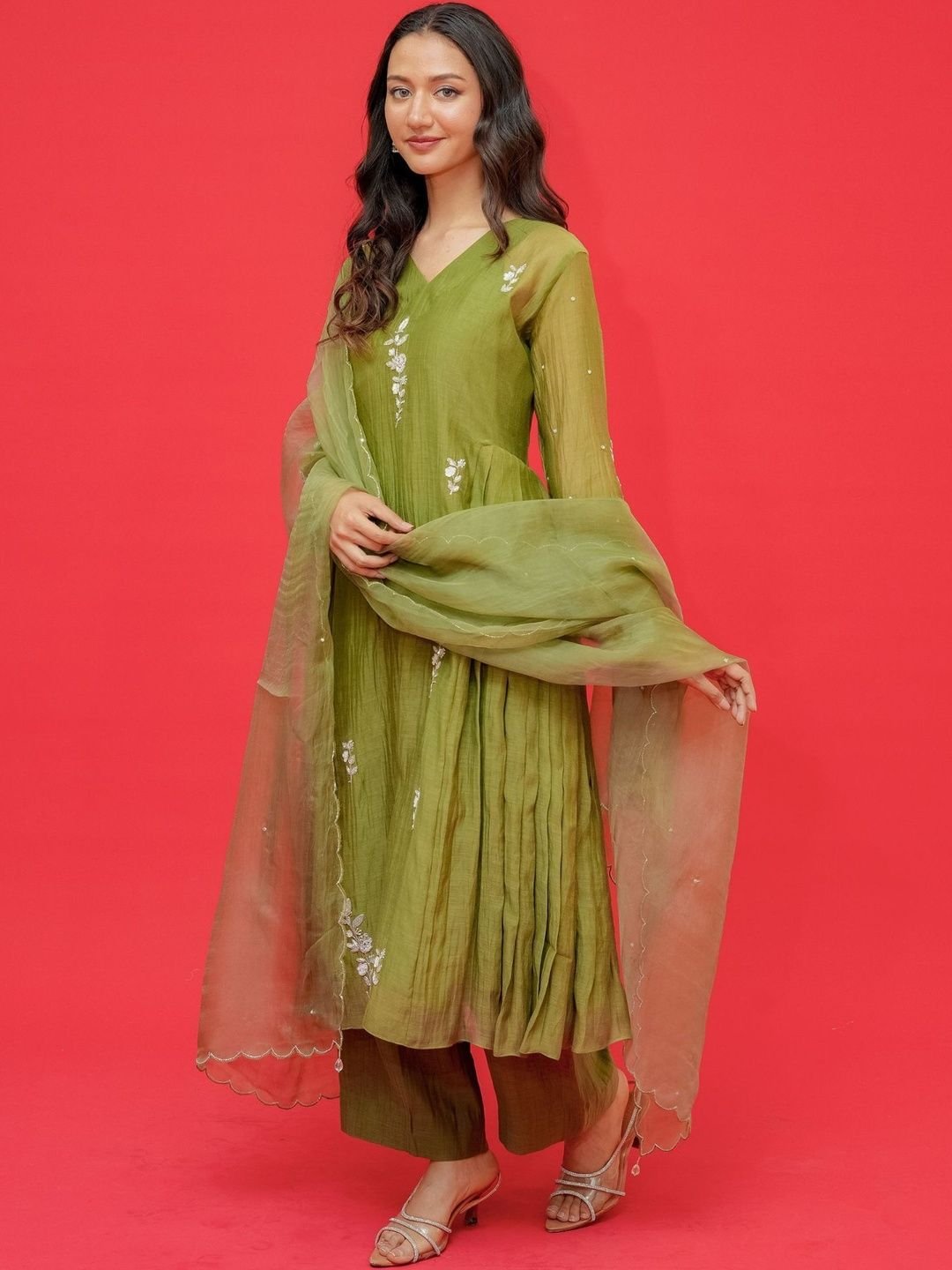 AMAHI Ethnic Motifs Embroidered V-Neck Angrakha Anarkali Kurti