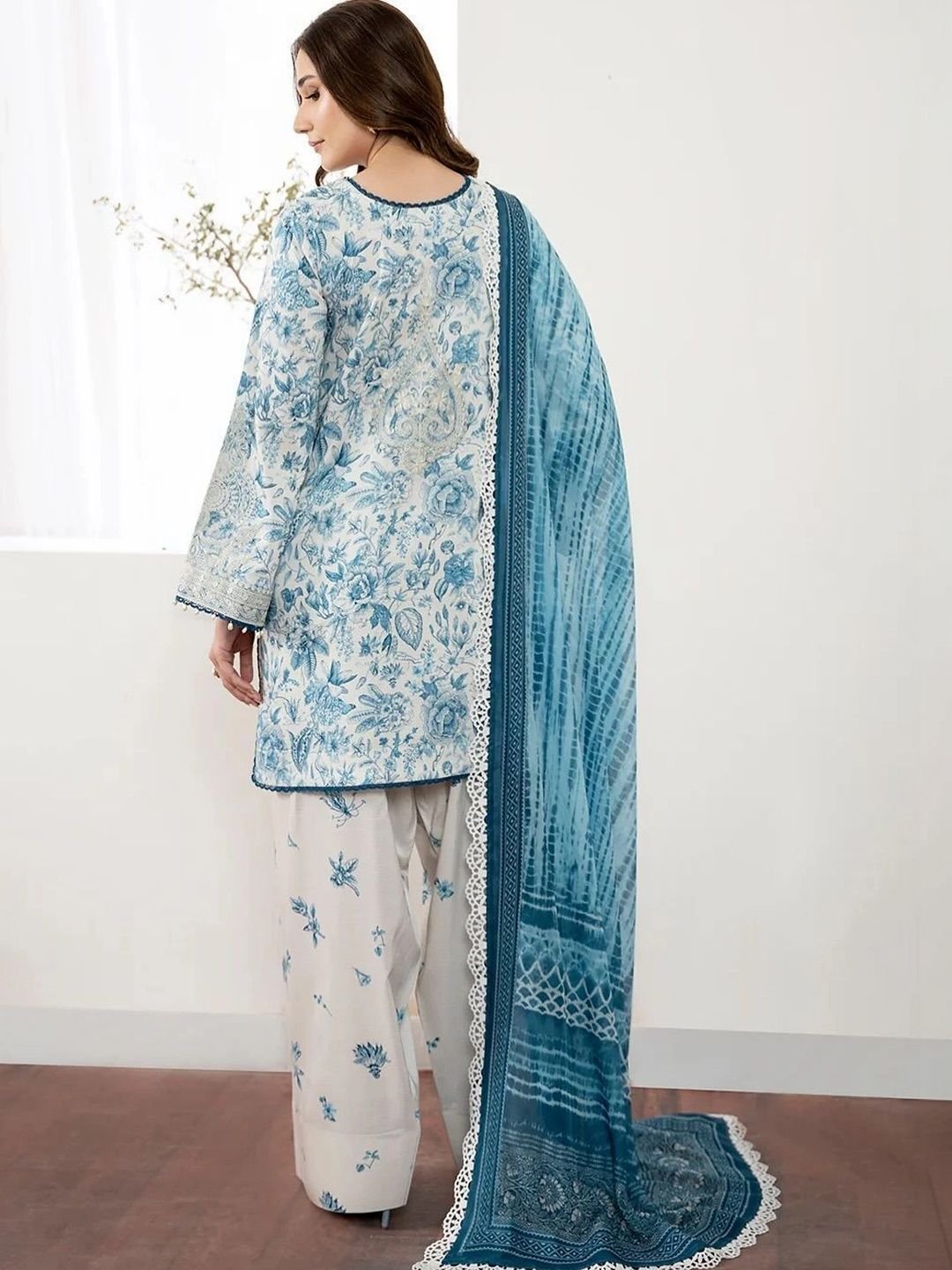 NILHARI Floral Printed Pure Cotton Blend Kurti - Image 4