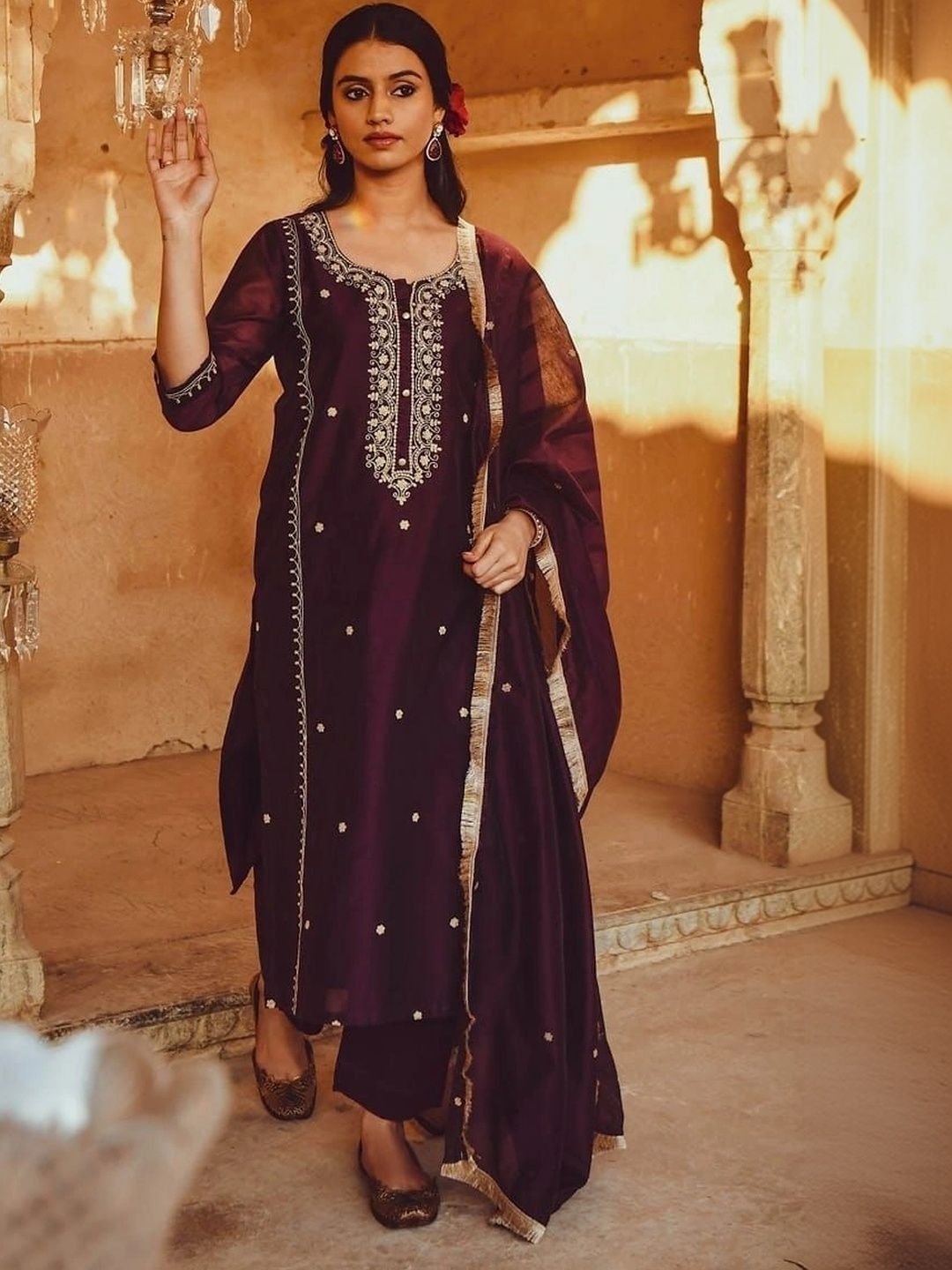 NILHARI Ethnic Motifs Embroidered Kurti