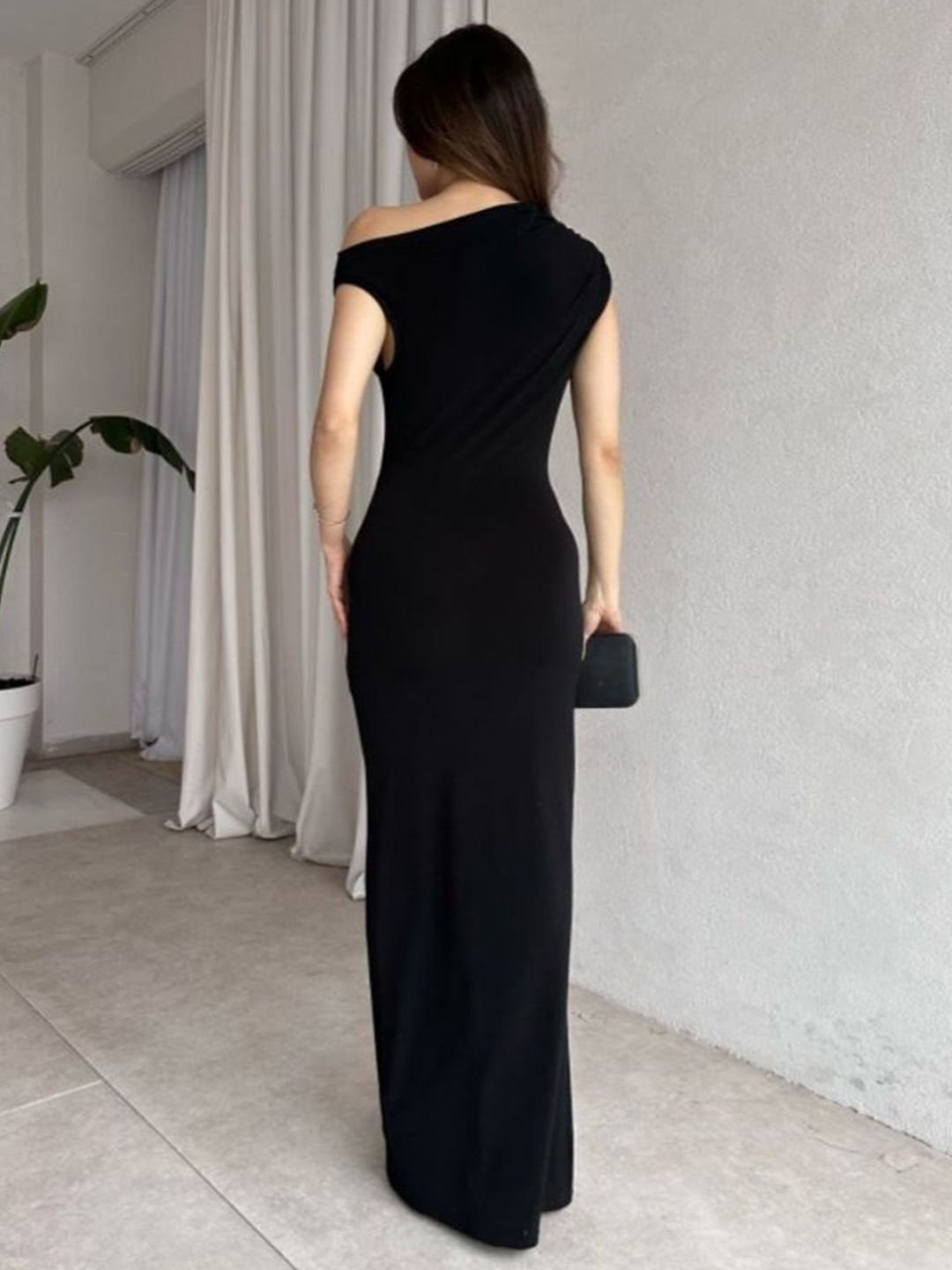 StyleCast Women One Shoulder Slits Cold-Shoulder Sleeves Bodycon Maxi Dress - Image 3