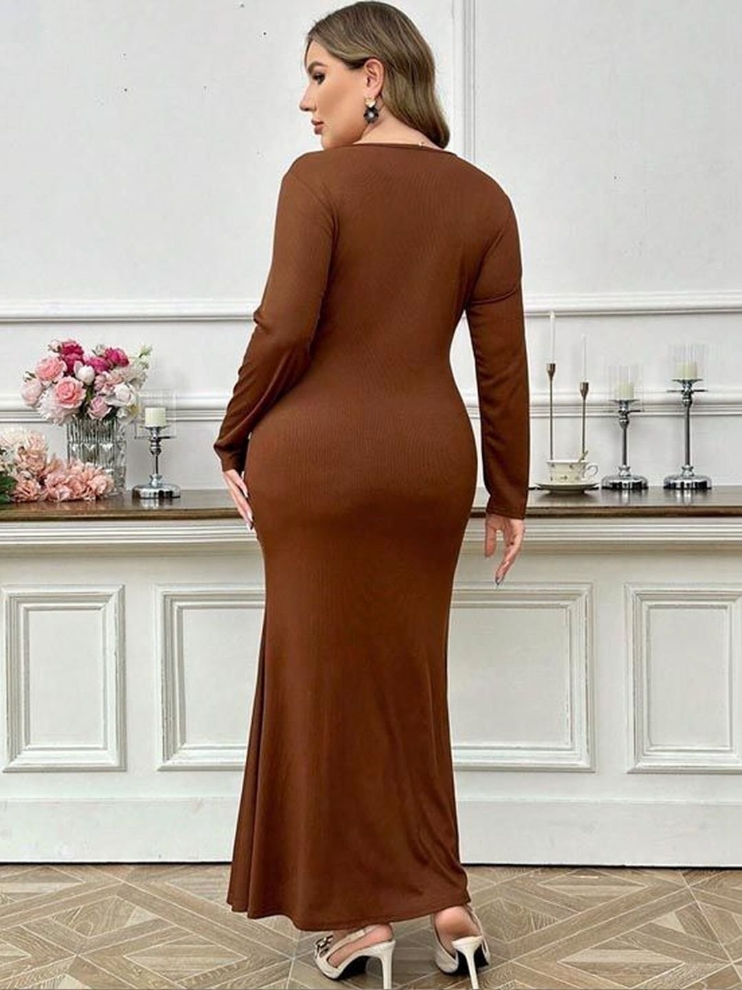 Sheath Maxi Dress - Image 4
