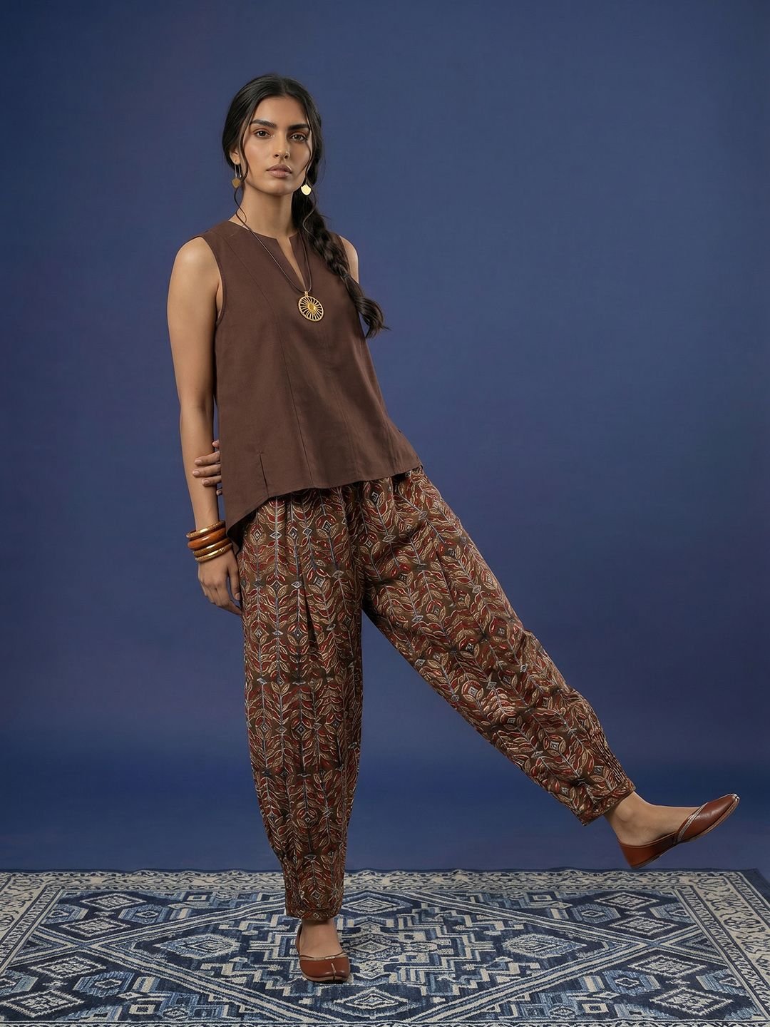 Taavi Women Kalamkari Parallel Trouser - Image 3
