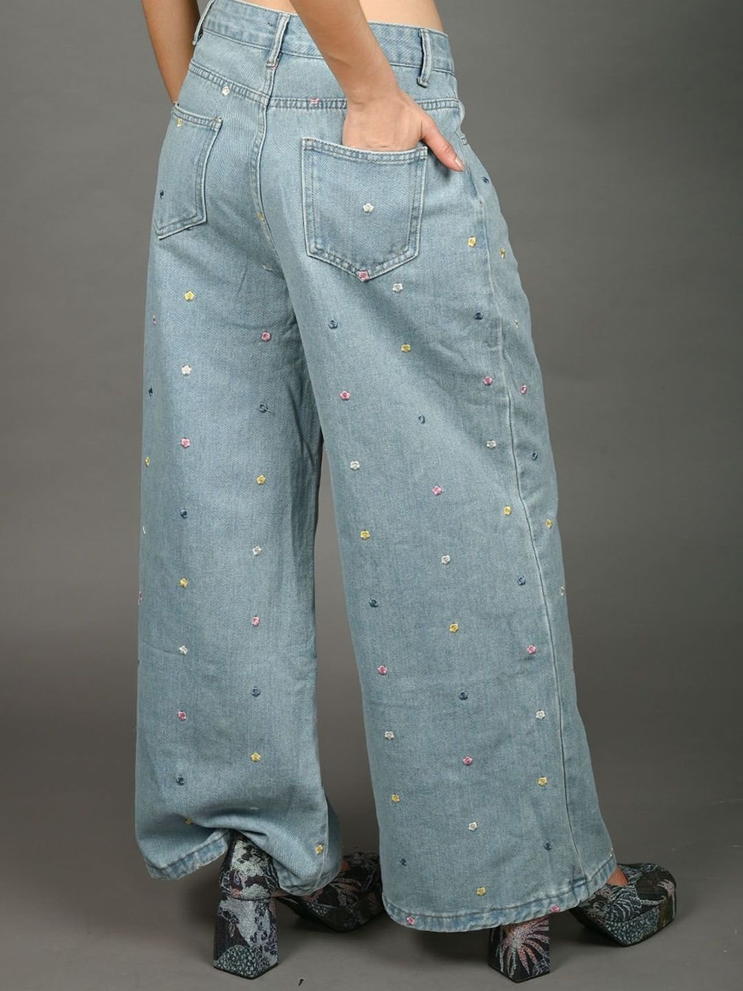 ODETTE ODETTE Women Flared Mid-Rise Mildly Distressed Jeans - Image 3