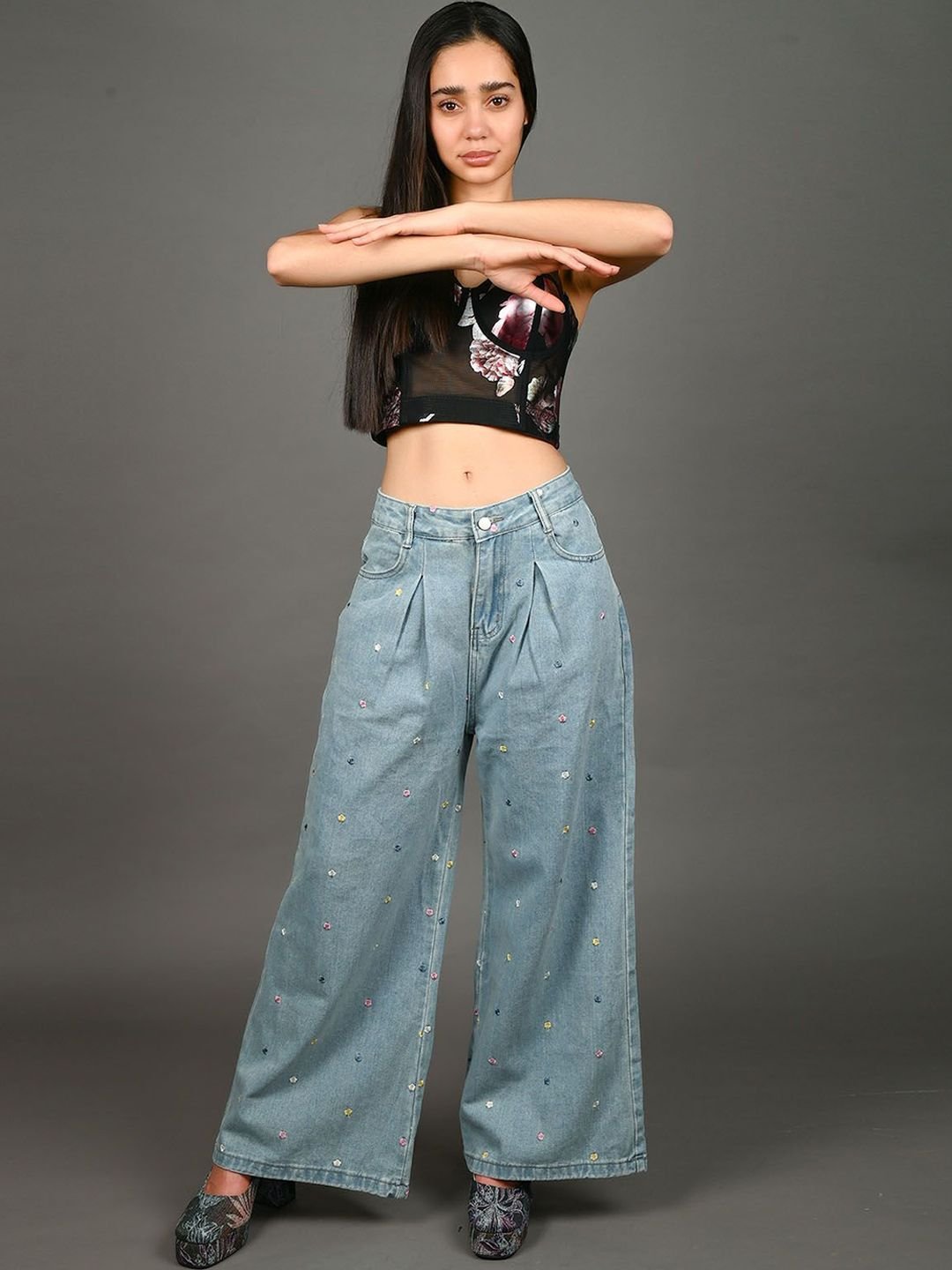 ODETTE ODETTE Women Flared Mid-Rise Mildly Distressed Jeans - Image 4