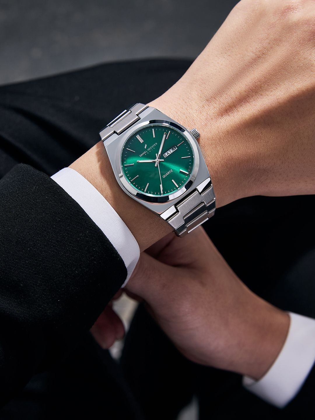 Paris Avenue Hoche Collection Watch & Stainless Steel Band