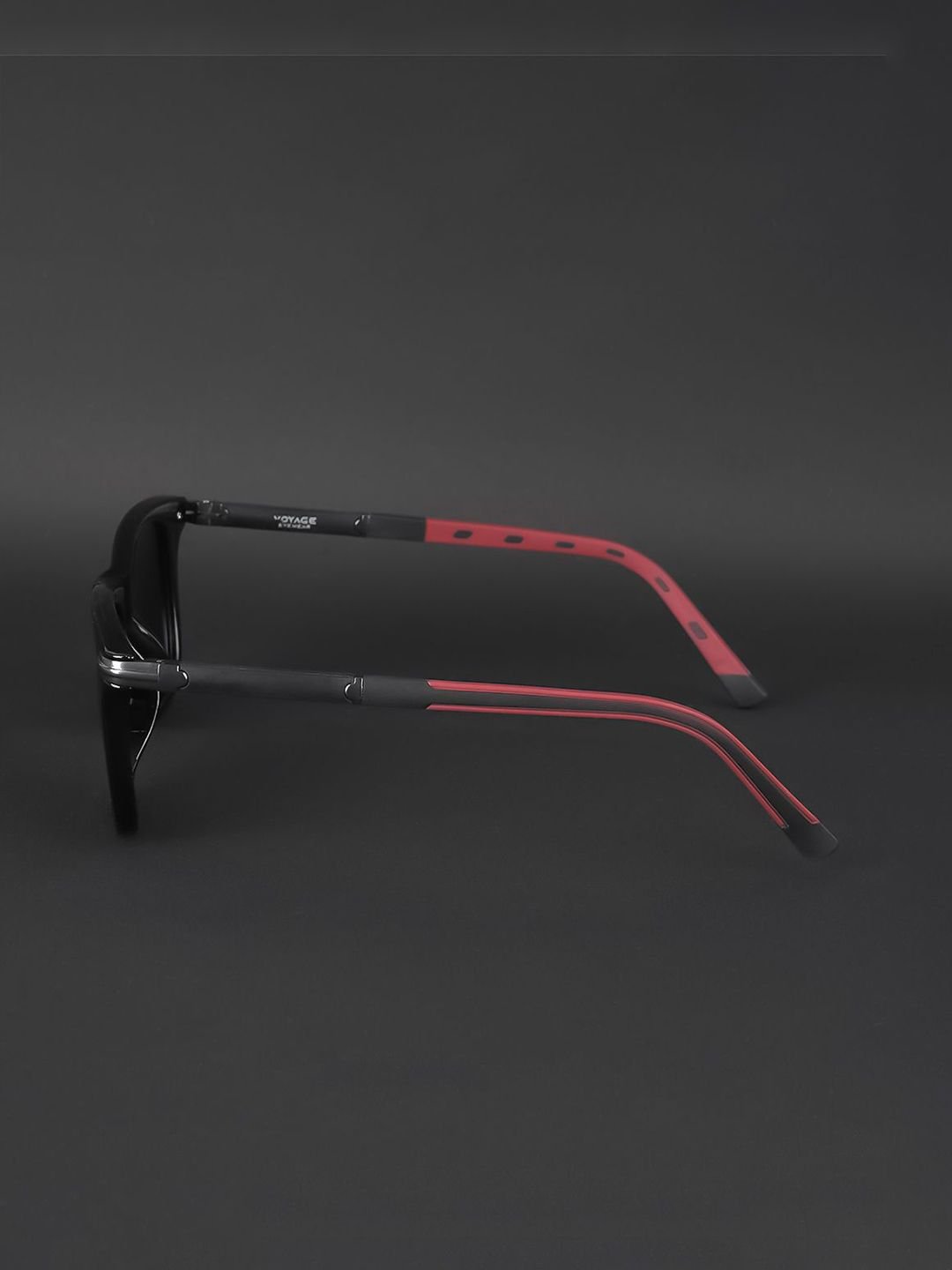 Unisex Wayfarer Sunglasses with Polarised and UV Protected Lens 1031PMG3966Z - Image 3