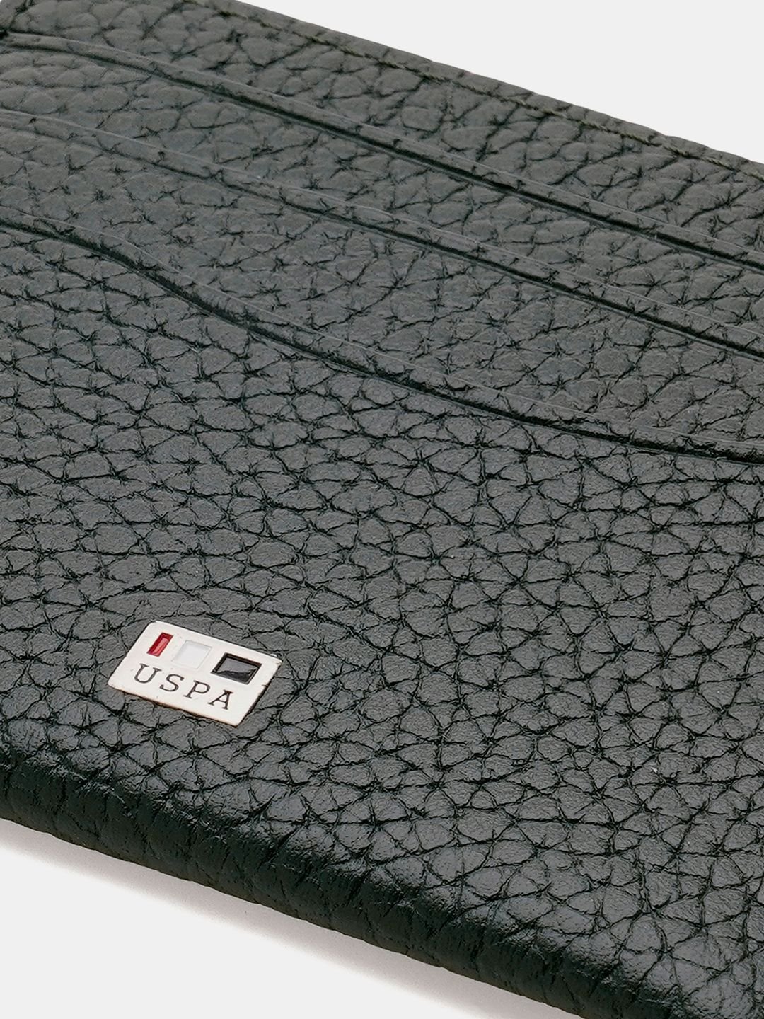 U.S. Polo Assn. Men Textured Leather Card Holder - Image 3