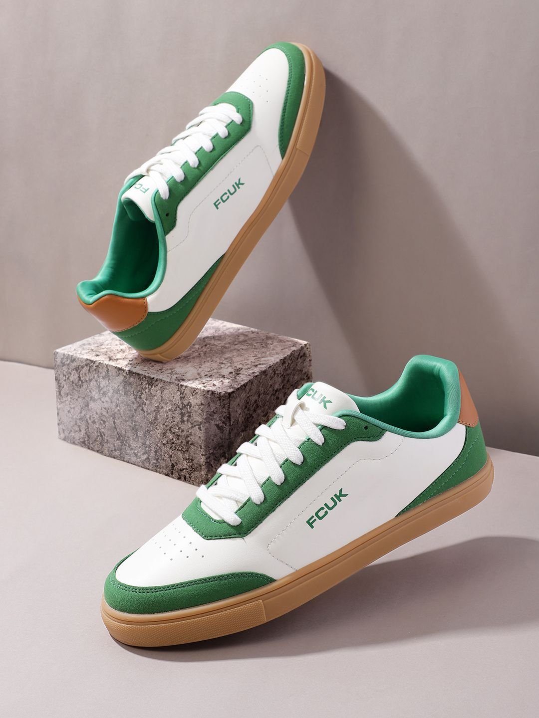 Men Colourblocked Sneakers