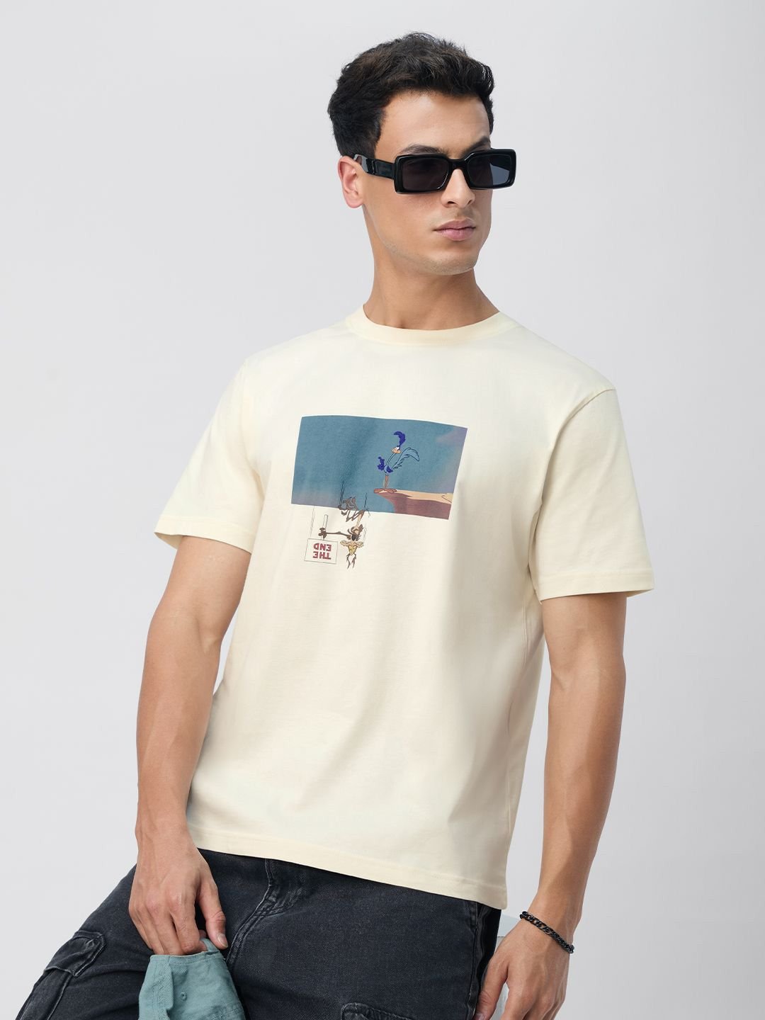 The Souled Store Men Regular Fit Looney Tunes Printed Cream T-Shirts