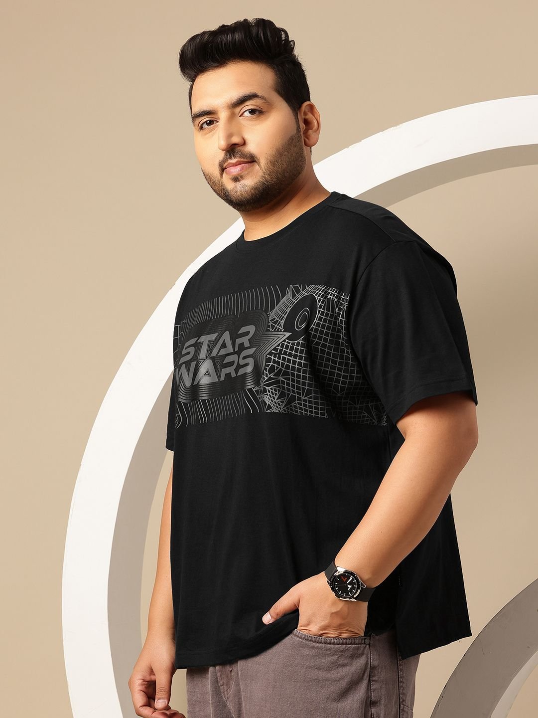 Sztori Plus Size Star War Print T-shirt - Image 4