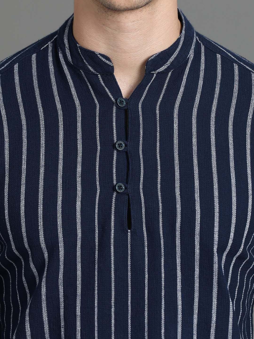 Mandarin Collar Printed Flared Sleeves Thread Work Cotton Short Kurta - Image 2