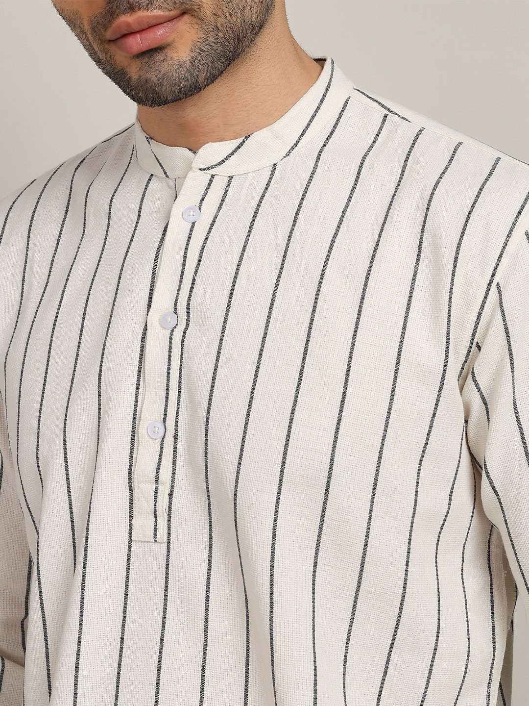 Men Striped Mandarin Collar Kurta - Image 3