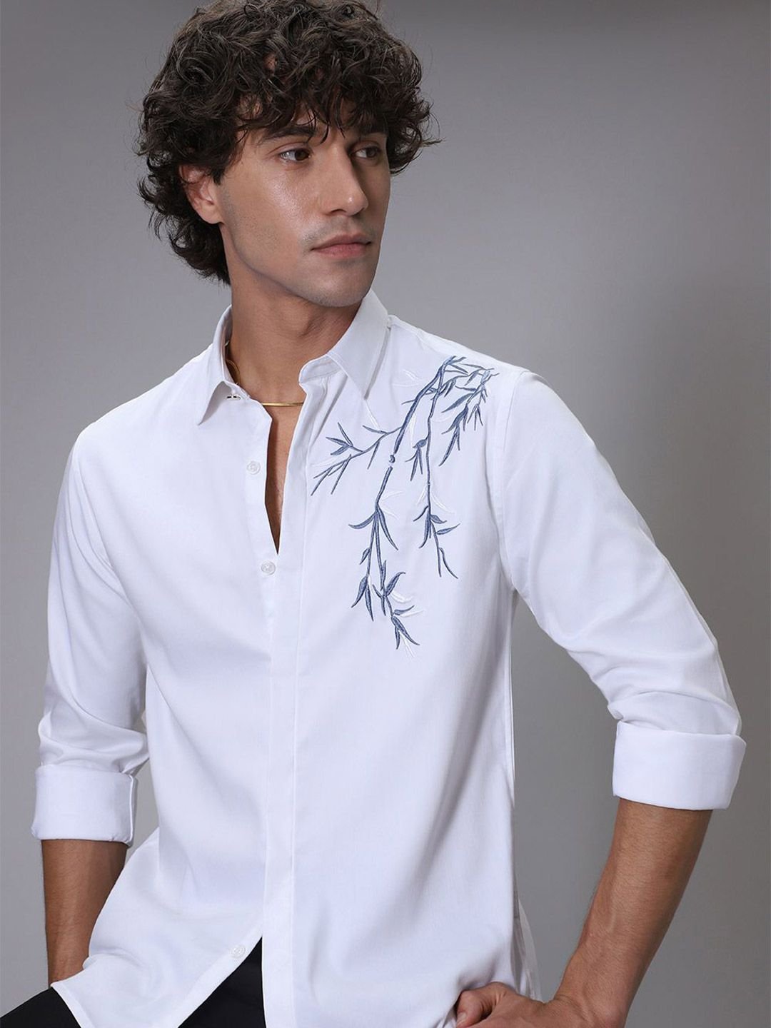 Banana Club Men White Embroidery Slim Fit Casual Shirt