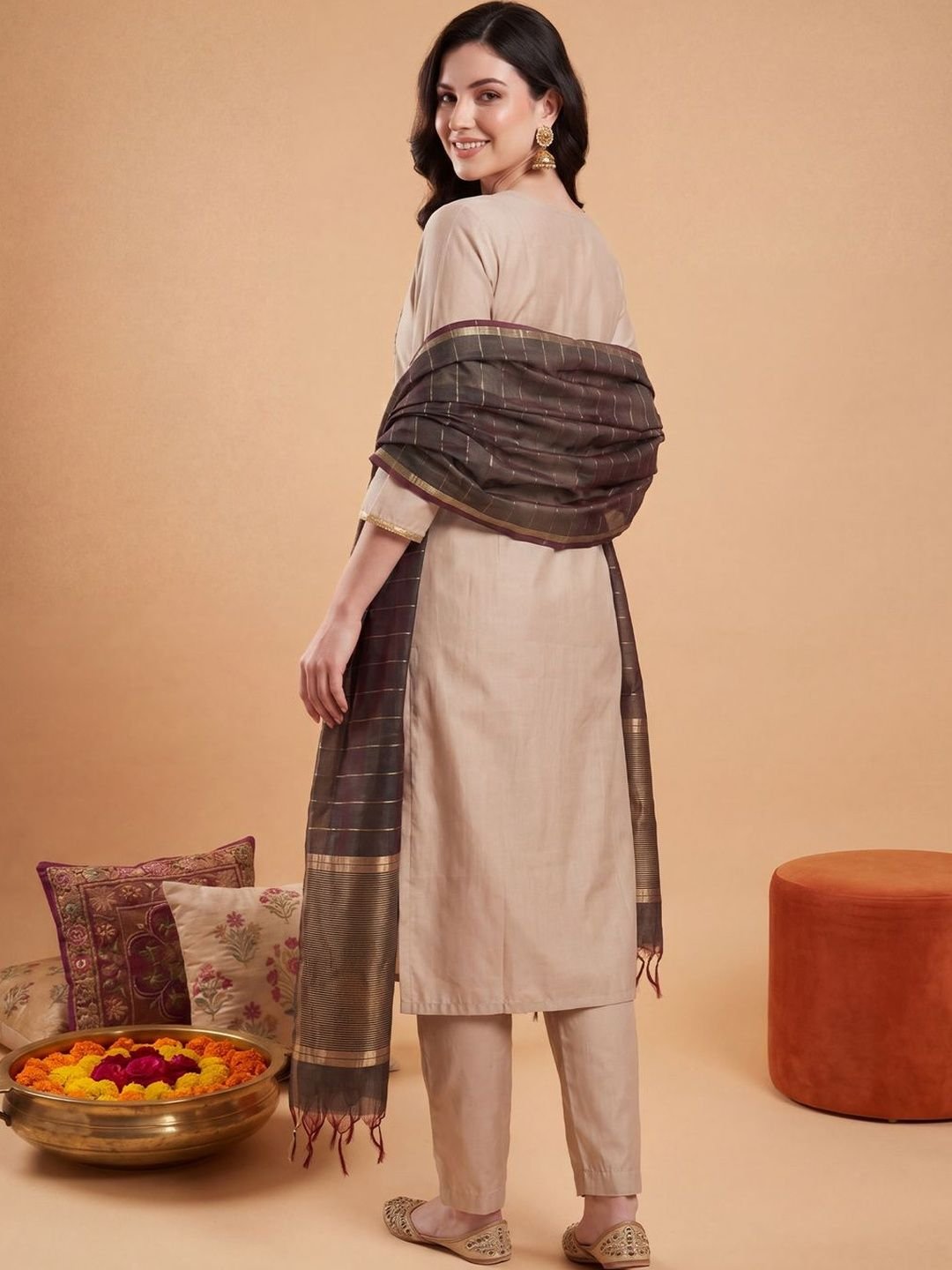 Indo Era Indo Era Women Ethnic Motifs Embroidered Regular Thread Work Kurta with Trousers & With Dupatta - Image 4