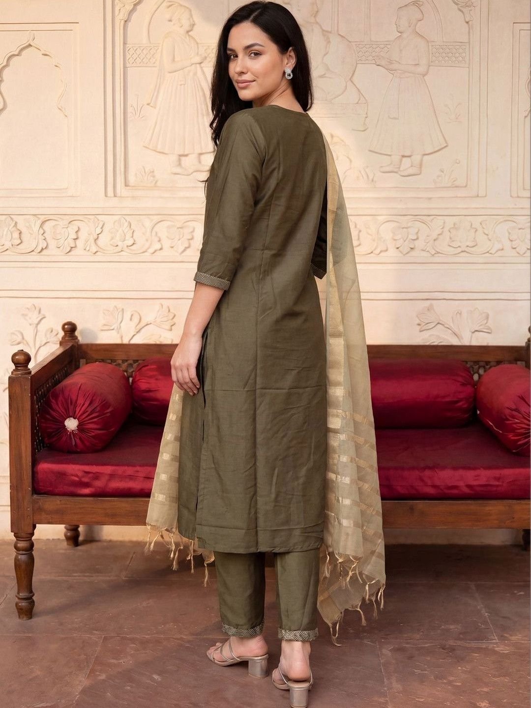 Indo Era Indo Era Women Regular Thread Work Kurta with Trousers & With Dupatta - Image 4