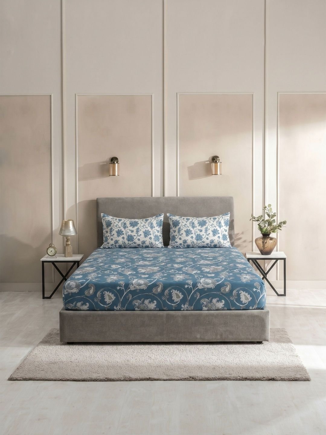 Blue Ethnic Motifs 144 TC Queen Bedsheet with 2 Pillow Covers