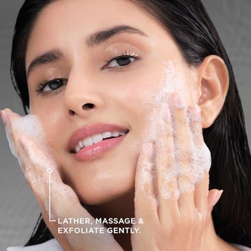 POND'S Pure Detox Face Wash 200 g|| Daily Exfoliating & Brightening Cleanser|| Deep Cleans Oily Skin - With Activated Charcoal for Fresh|| Glowing Skin - Image 4