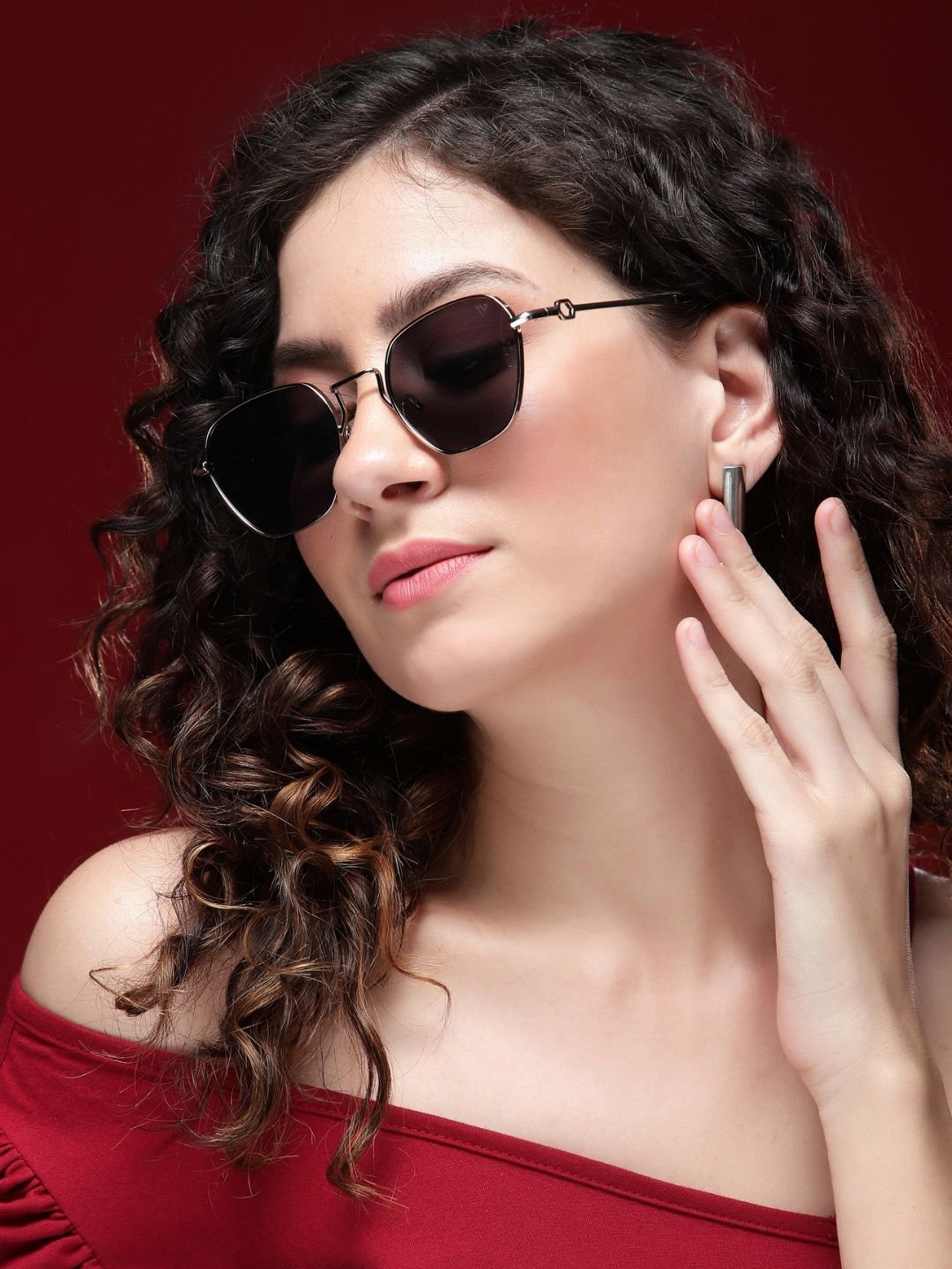 Women Square Sunglasses With UV Protected Lens-8926WMG2778