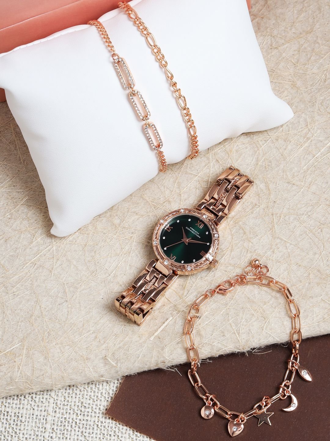 French Connection Women Bracelet Style Straps Analogue Watch Gift Set FCB5NRGM