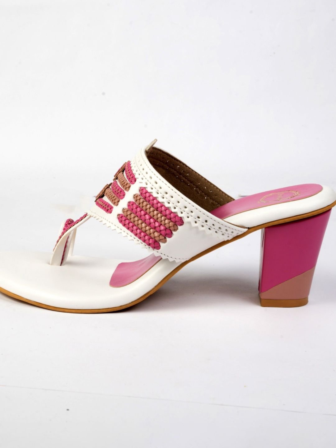 Dhaga Women White and Brown Pink Kolhapuri - Image 2