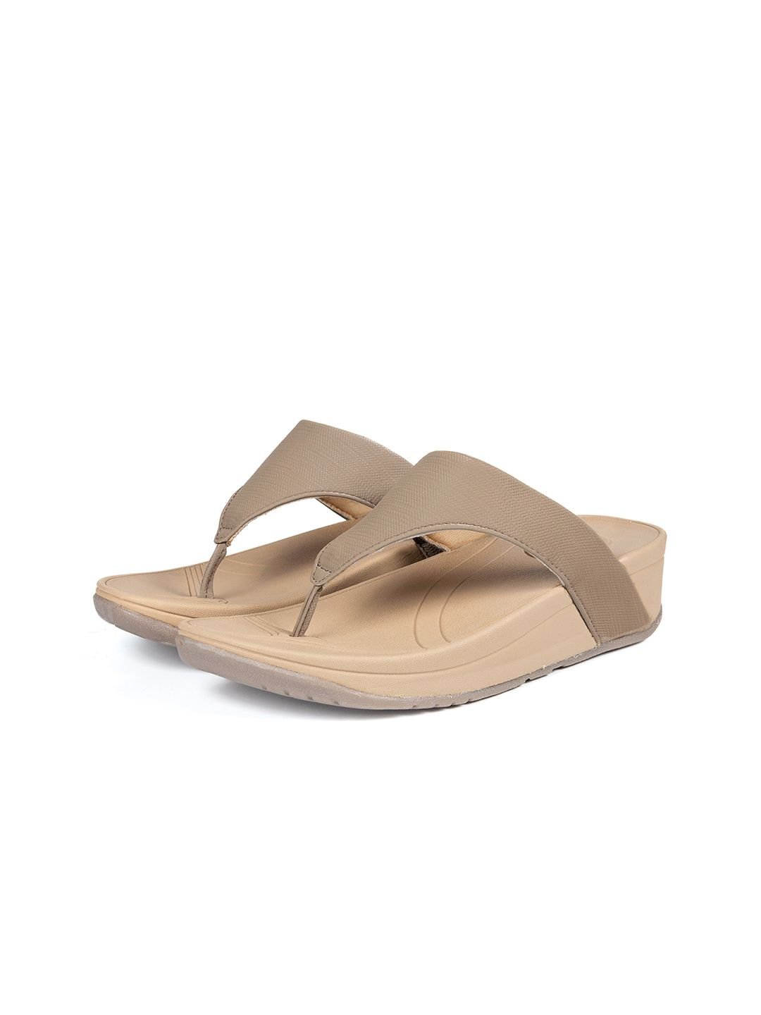 Indifeet Women Textured and Comfortable Open Toe Thong Platform Sandals - Image 3