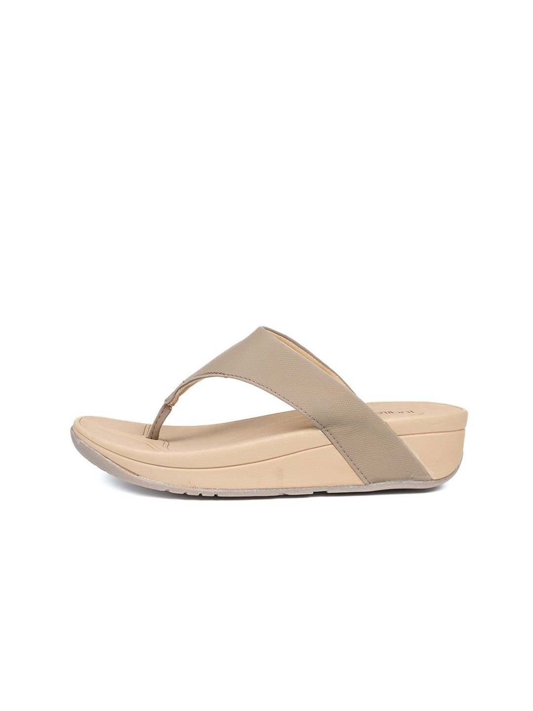 Indifeet Women Textured and Comfortable Open Toe Thong Platform Sandals - Image 4