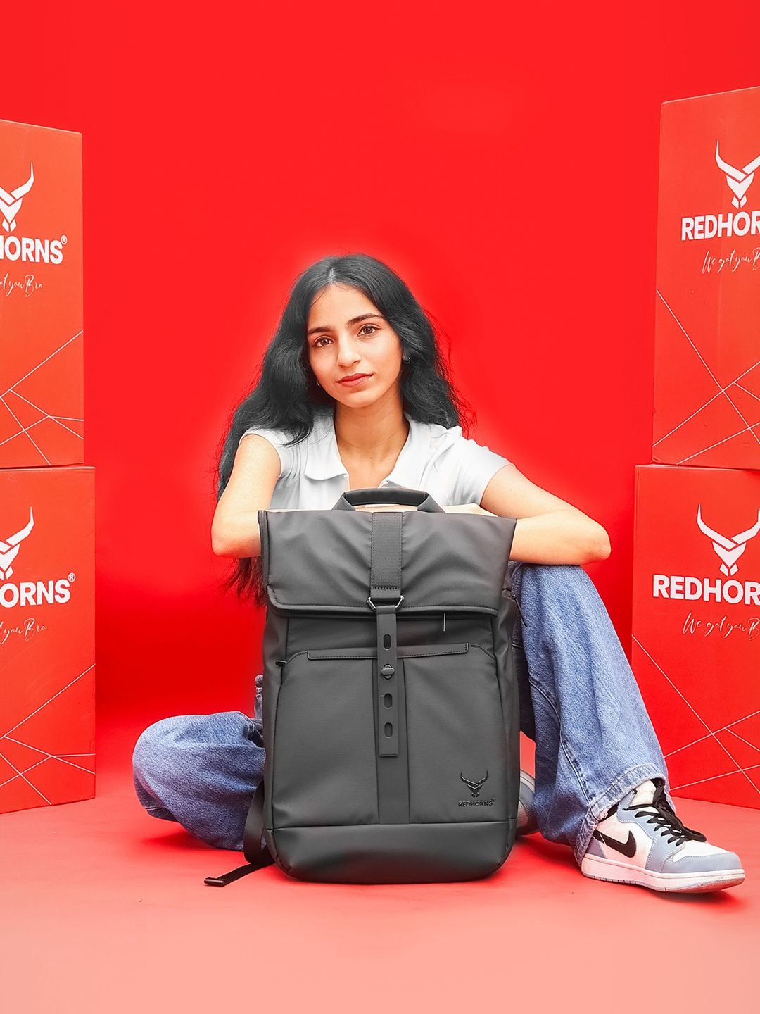 REDHORNS Unisex Padded Travel Backpack with Anti-Theft - Image 4