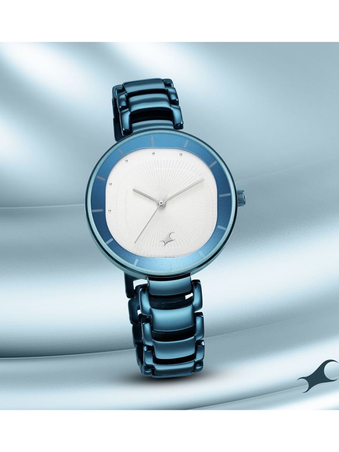 Fastrack Style Up Quartz Analog With Silver Dial Watch For Girls - Nr6270qm01