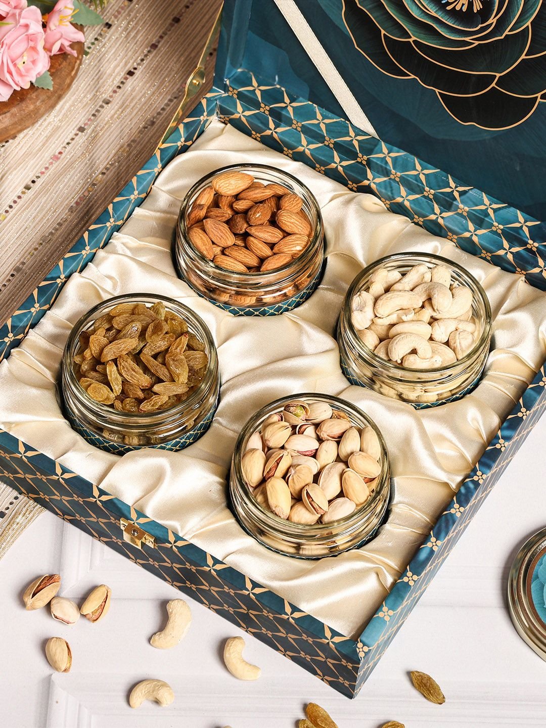 Riwaz Set Of 4 Dry Fruits Gift Pack-450gm - Image 3