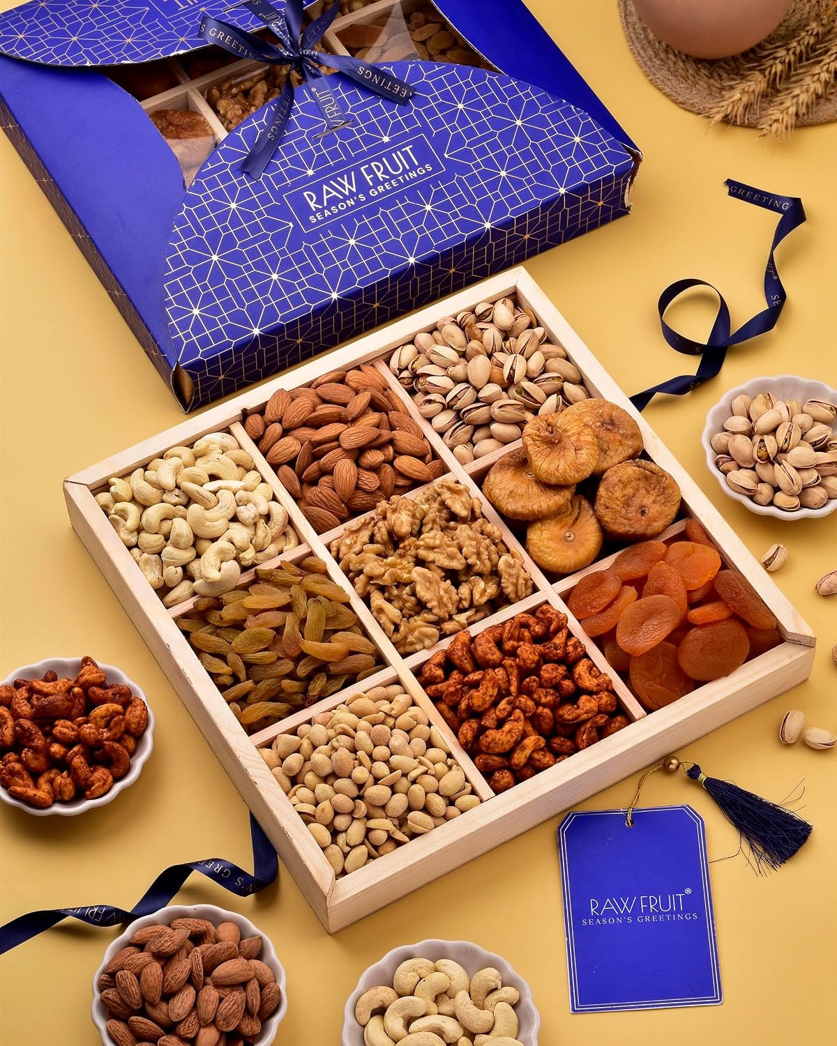 Hyperfoods® Dry Fruits Combo Pack Dry Fruits Gifts DryFruits Gift Hampers DryFruit Gift For Family DryFruit Gift Pack - Image 3