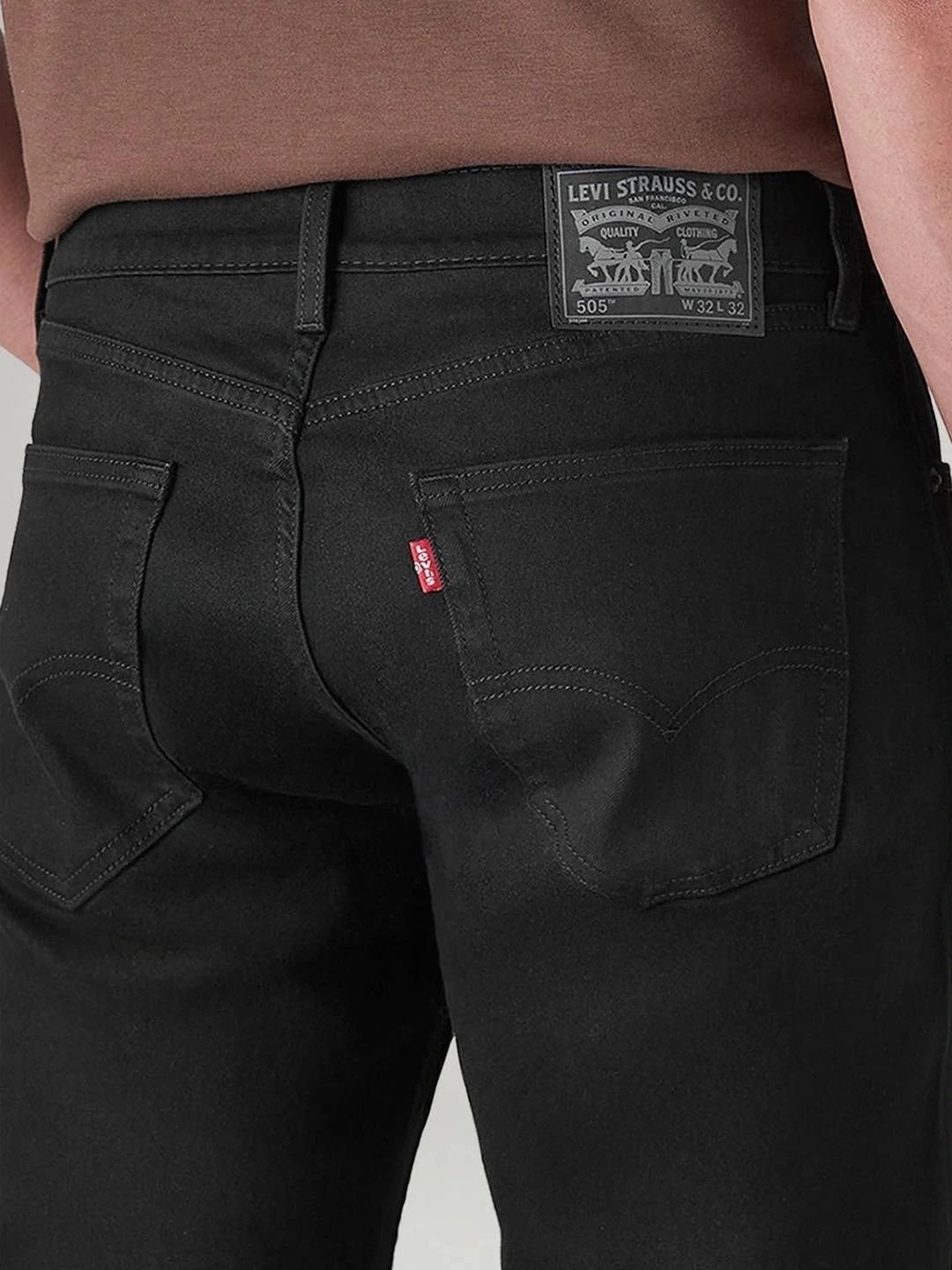 Levis Levis Men Classic Straight Fit Mid-Rise Stretchable Jeans - Image 5