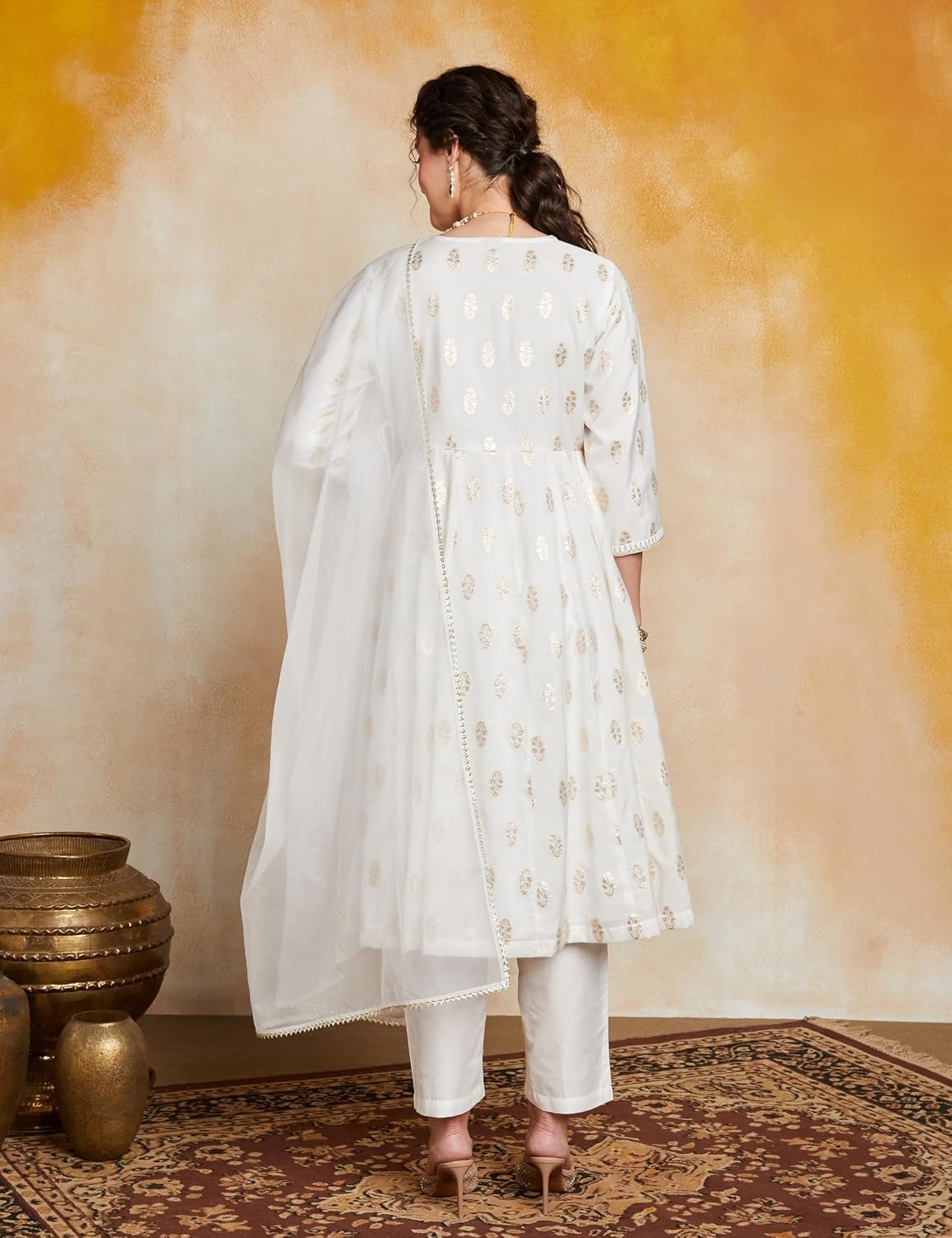 Amazon Brand - Myx Women's Embroidered Anarkali Kurta Set with Organza Dupatta in Chanderi Blend (Available in Plus Sizes) - Image 2