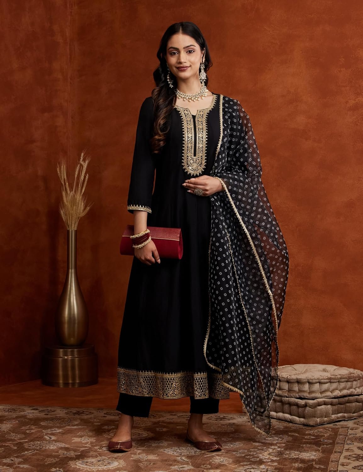 Amazon Brand - Myx Women's Embroidered Anarkali Kurta Pant Set with Organza Dupatta | A-line fit (Available in Plus Sizes) - Image 3