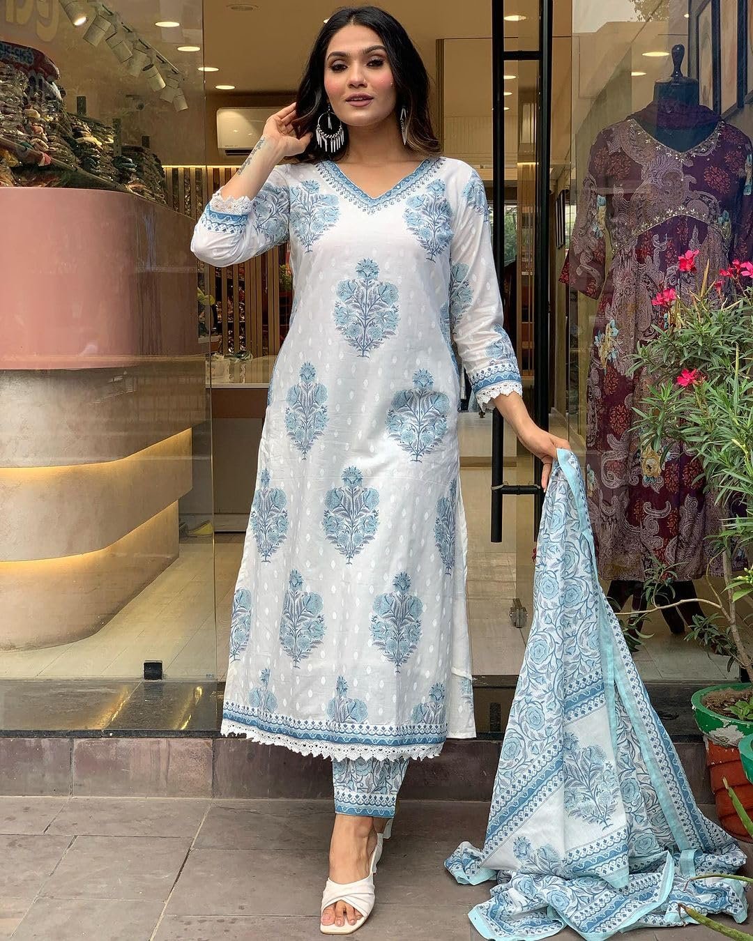 Nermosa Women Cotton Block Printed Kurta Pant With Dupatta - Image 3