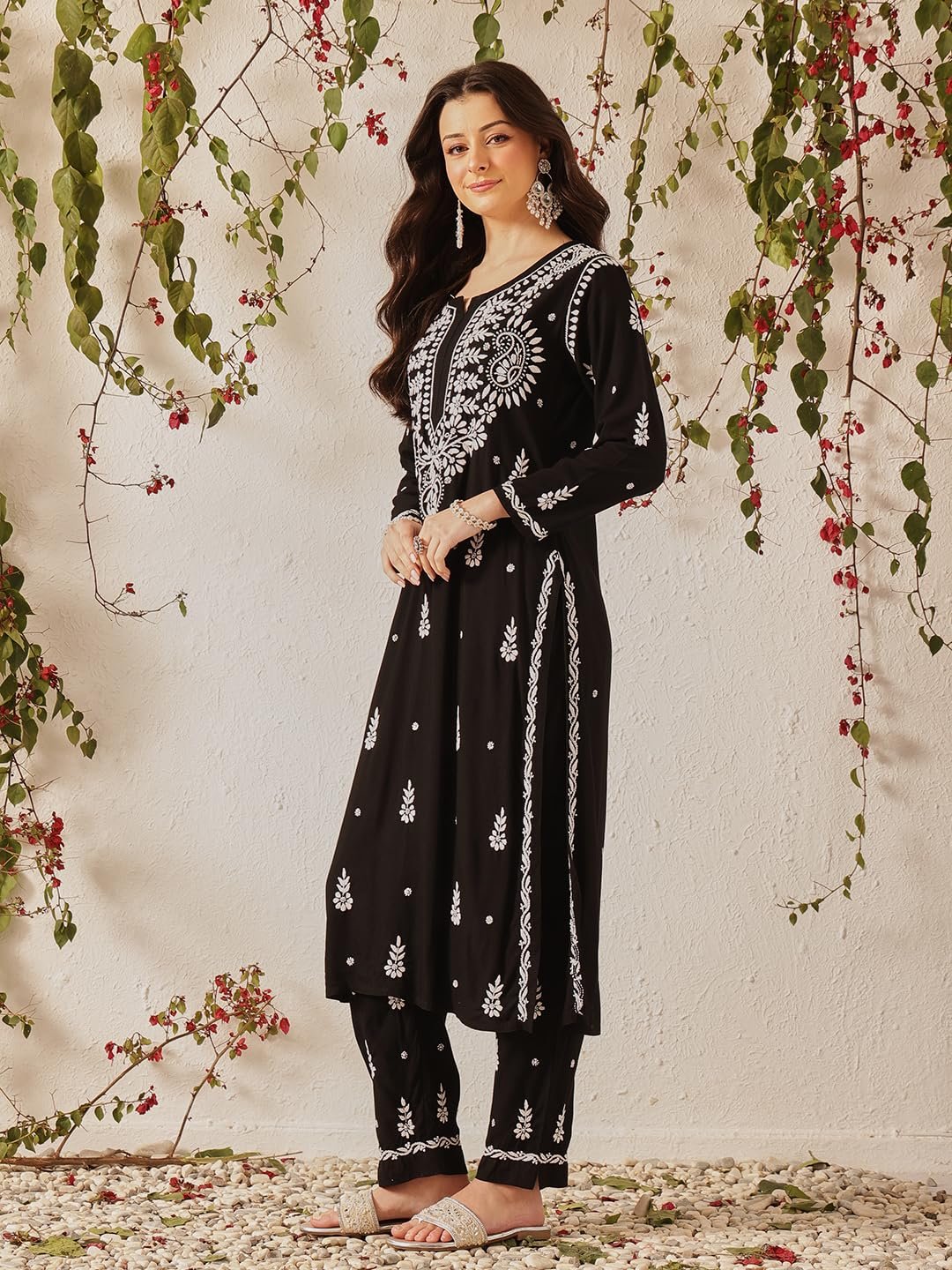 Ada Hand Embroidered Lucknowi Chikankari Rayon Kurta Set for Women A811376 | Womens Handcrafted lucknow chikan embroidery kurti co ord set with palazzo pant for party and office work wear - Image 3