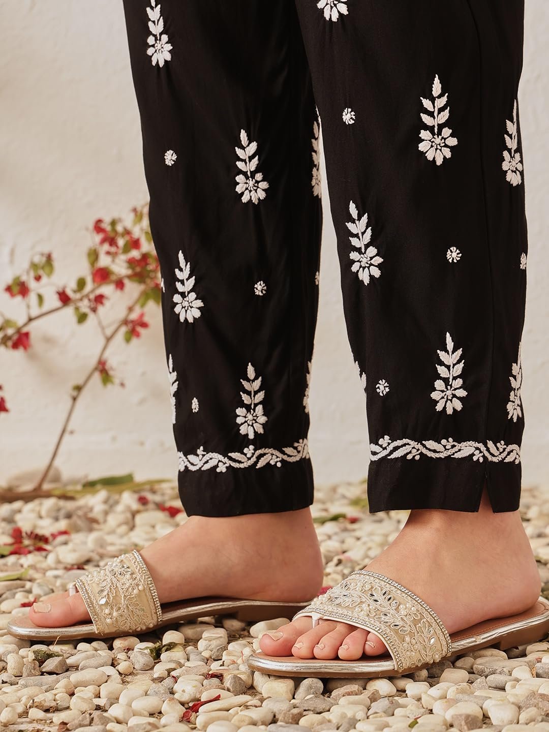 Ada Hand Embroidered Lucknowi Chikankari Rayon Kurta Set for Women A811376 | Womens Handcrafted lucknow chikan embroidery kurti co ord set with palazzo pant for party and office work wear - Image 5