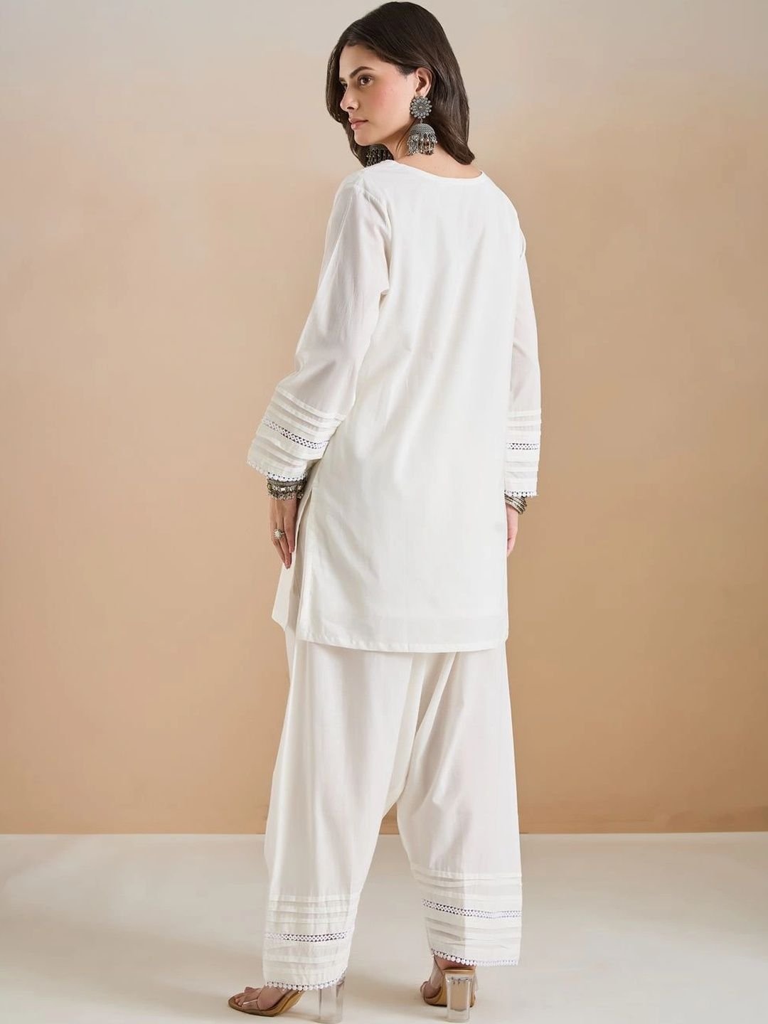 Women Regular Thread Work Pure Cotton Kurta with Patiala - Image 2