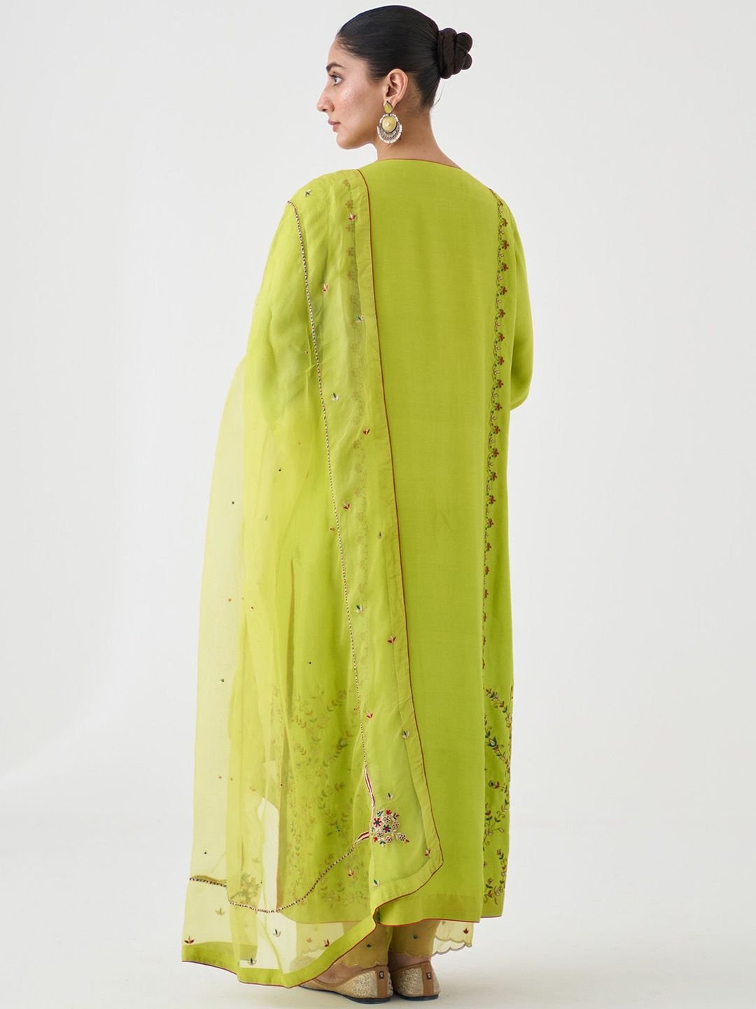 Women Ethnic Motifs Embroidered Regular Thread Work Dupion Silk Kurta with Trousers & With - Image 3