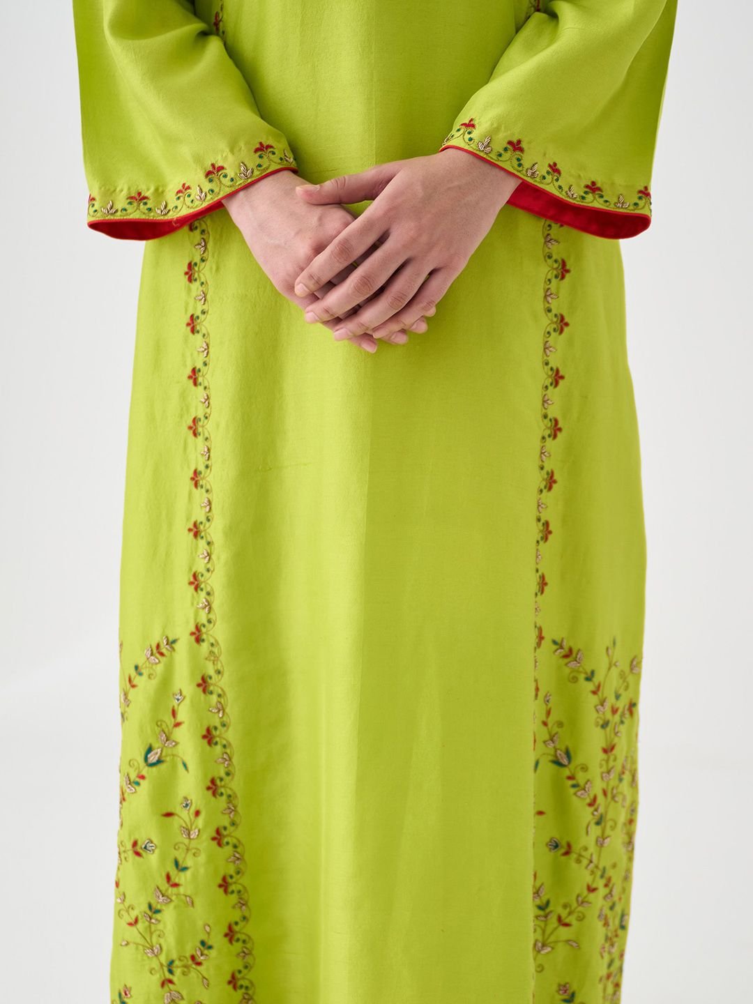 Women Ethnic Motifs Embroidered Regular Thread Work Dupion Silk Kurta with Trousers & With - Image 5