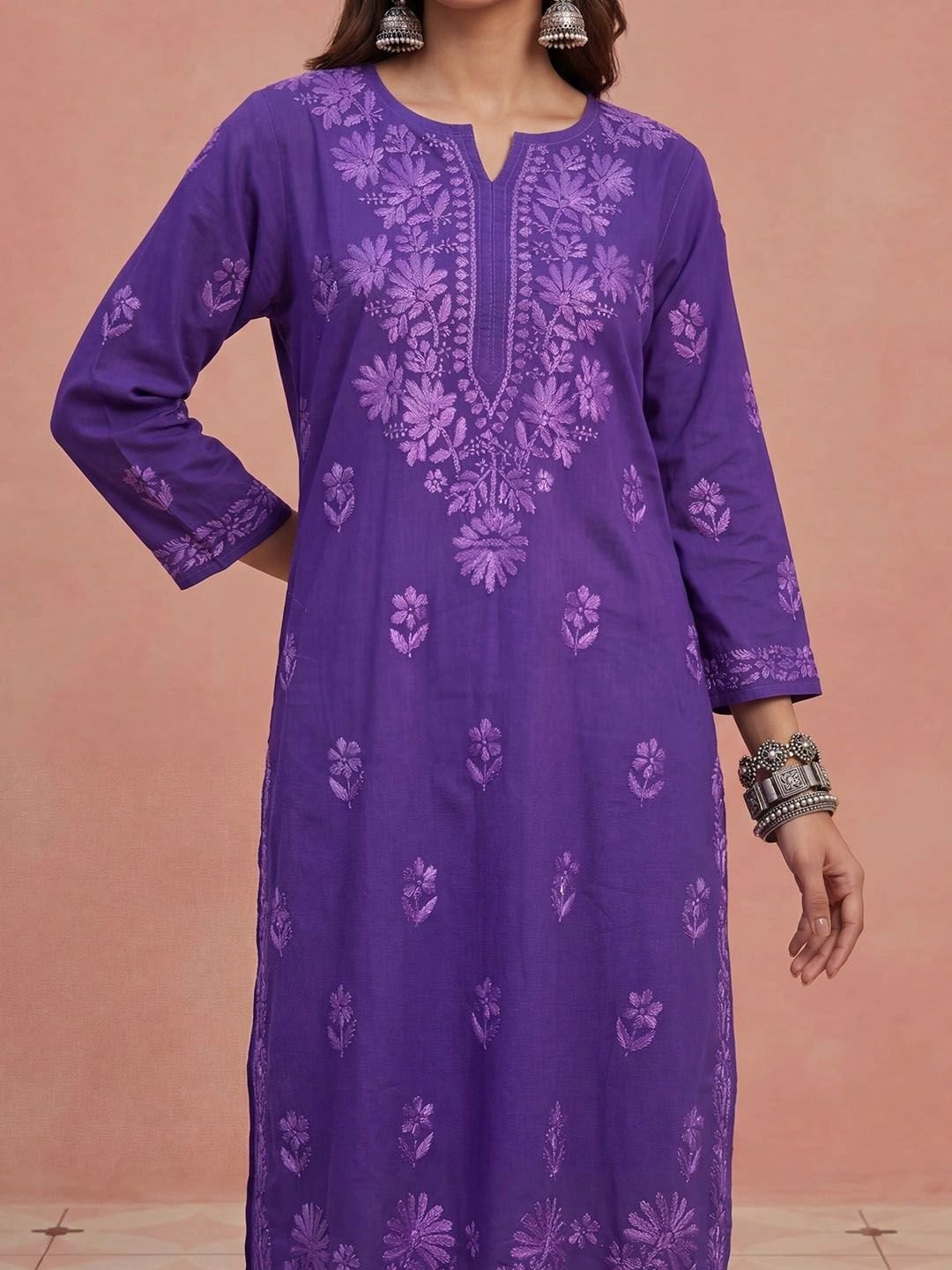 Women Embroidered Chikankari Kurta - Image 5