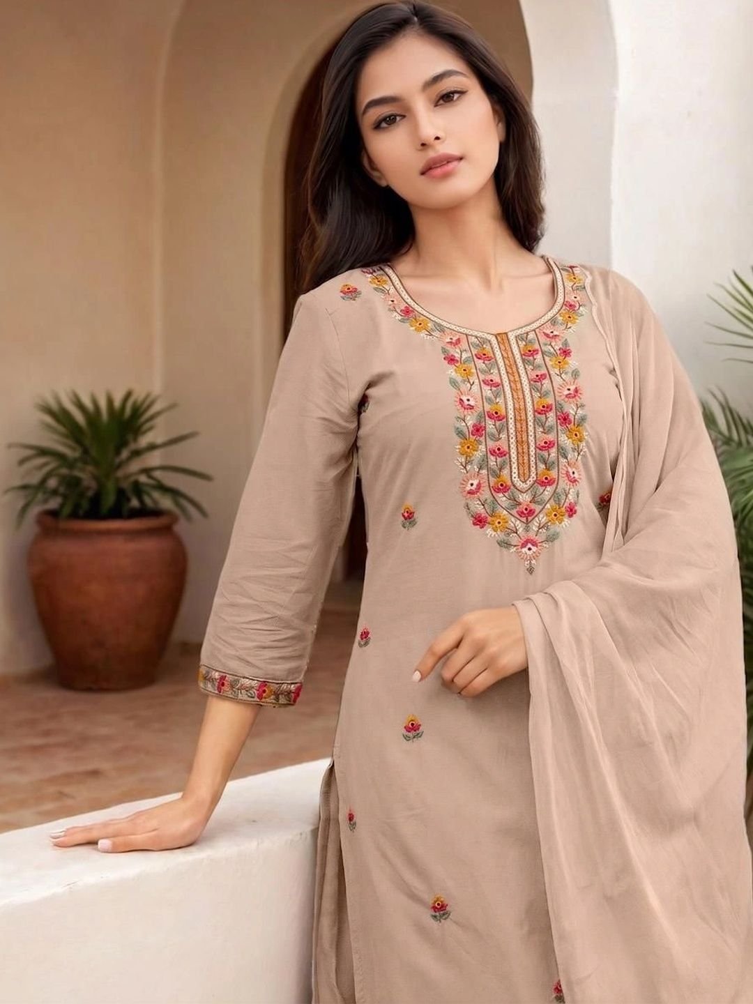 Anouk Anouk Women Ethnic Motifs Embroidered Regular Thread Work Kurta with Trousers & With Dupatta - Image 2